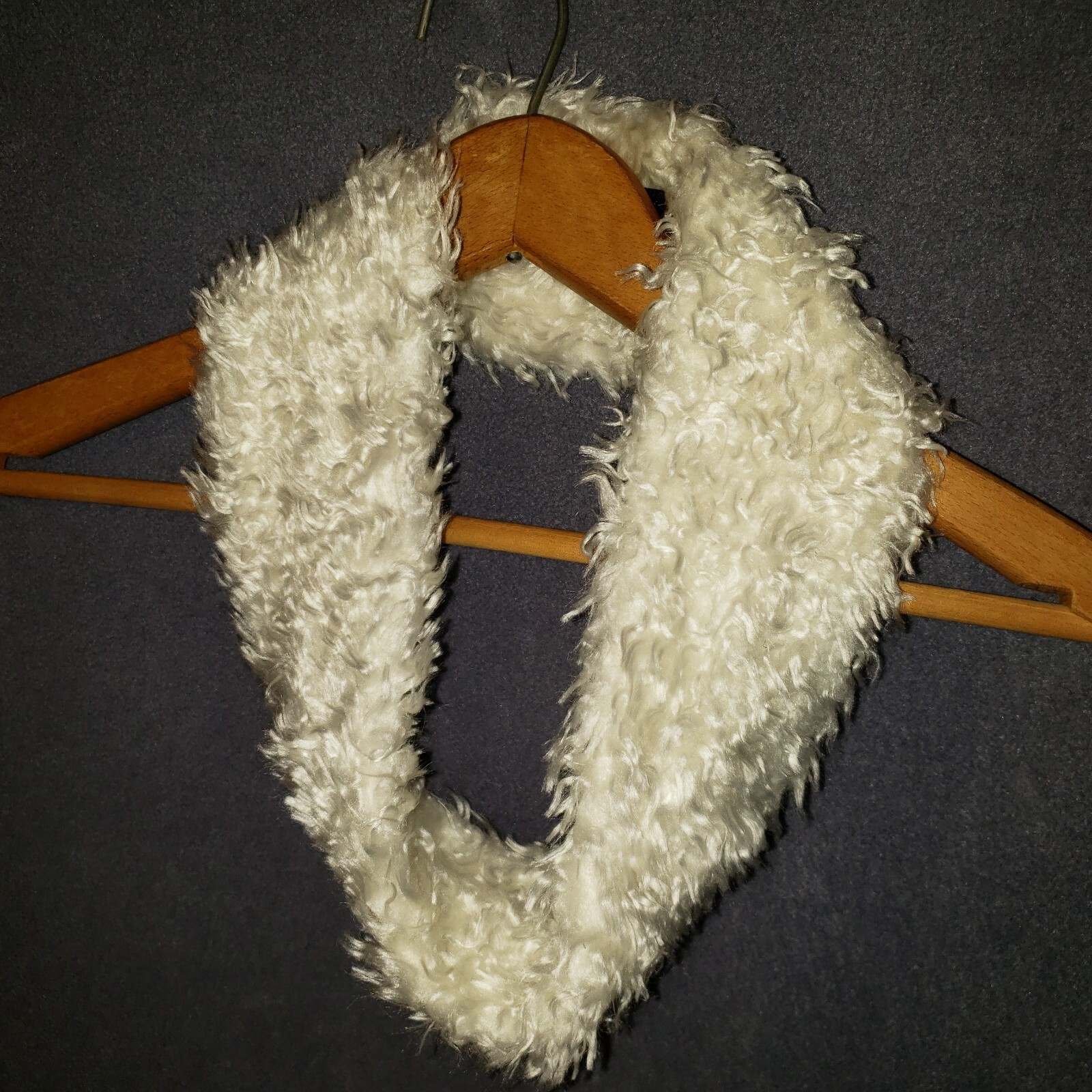 Vintage Women’s White Winter Jacket w/ Matching Headband, sz L