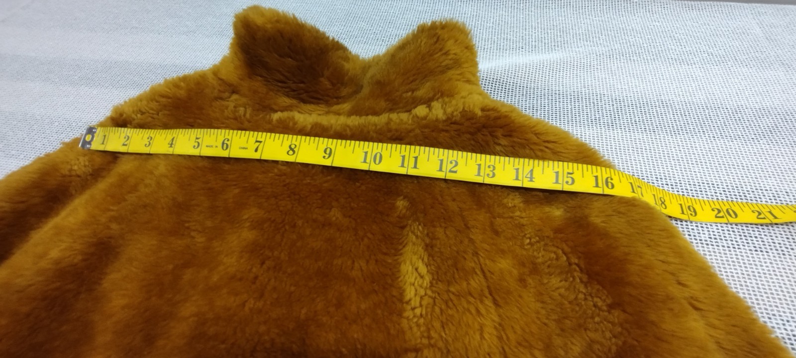 70s Faux Fur Cape Bohemian Look Mustard Bronze Color ASIAN FROG BUTTONS Size S