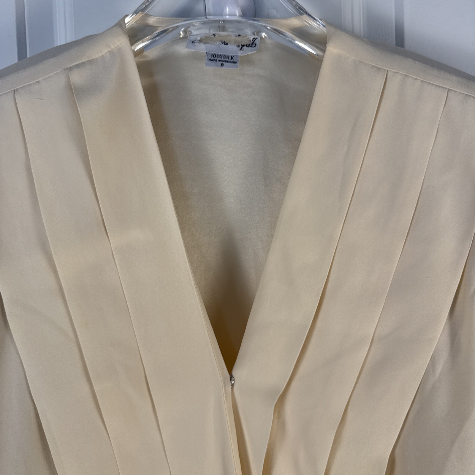 Vtg 100% Silk Blouse 8 Cream Pleats Faux Wrap Shoulder Pads Dynasty Old Money