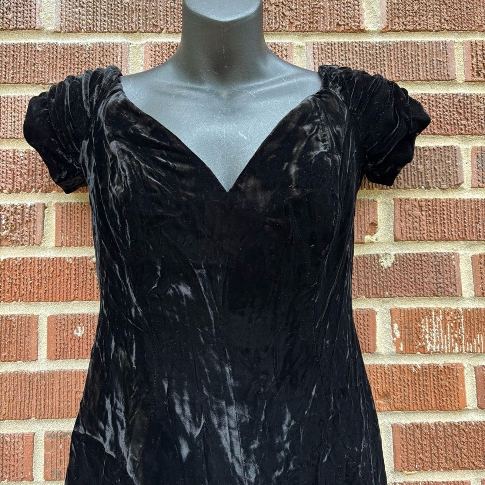 Vintage Eugene Alexander Women’s Sz 10 Black Velvet Ball Prom Formal Dress Rare