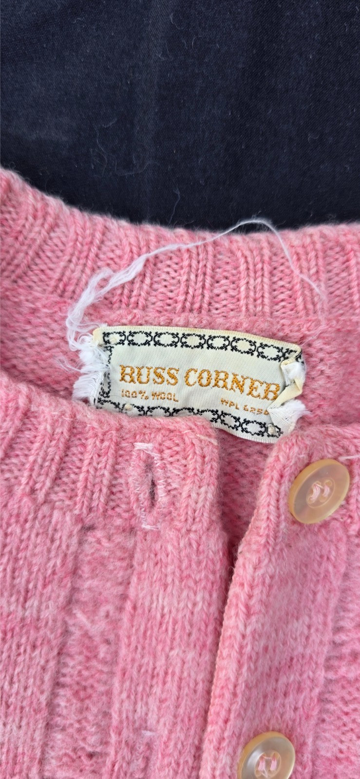 Vintage 1960s Russ Corner pink sweater 100% wool size S