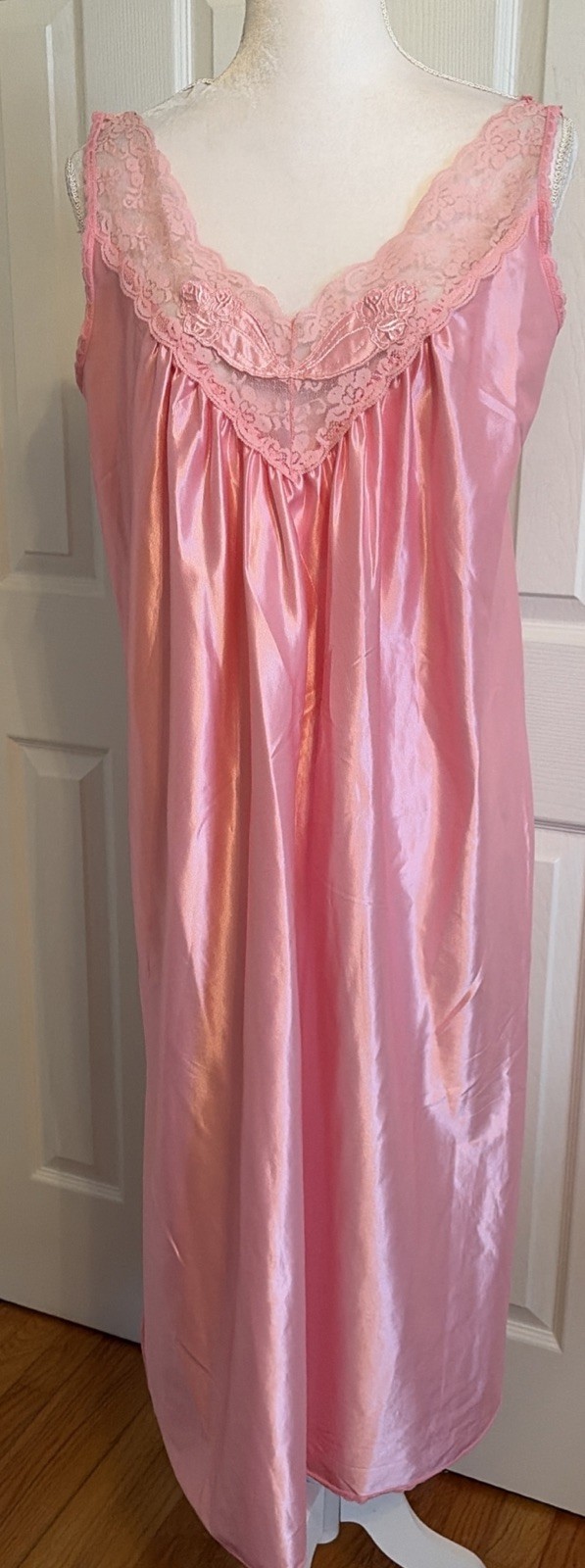 Vintage Stardust Made in USA Pink Nightgown Lace Side Slits Size M