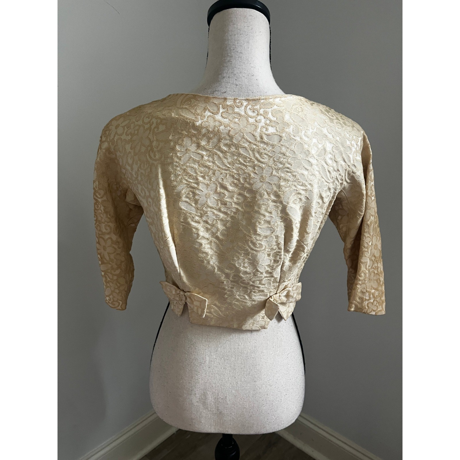 Vintage Gold Floral Brocade Cropped Jacket XS Back Bows Pinup Mid Century Modern