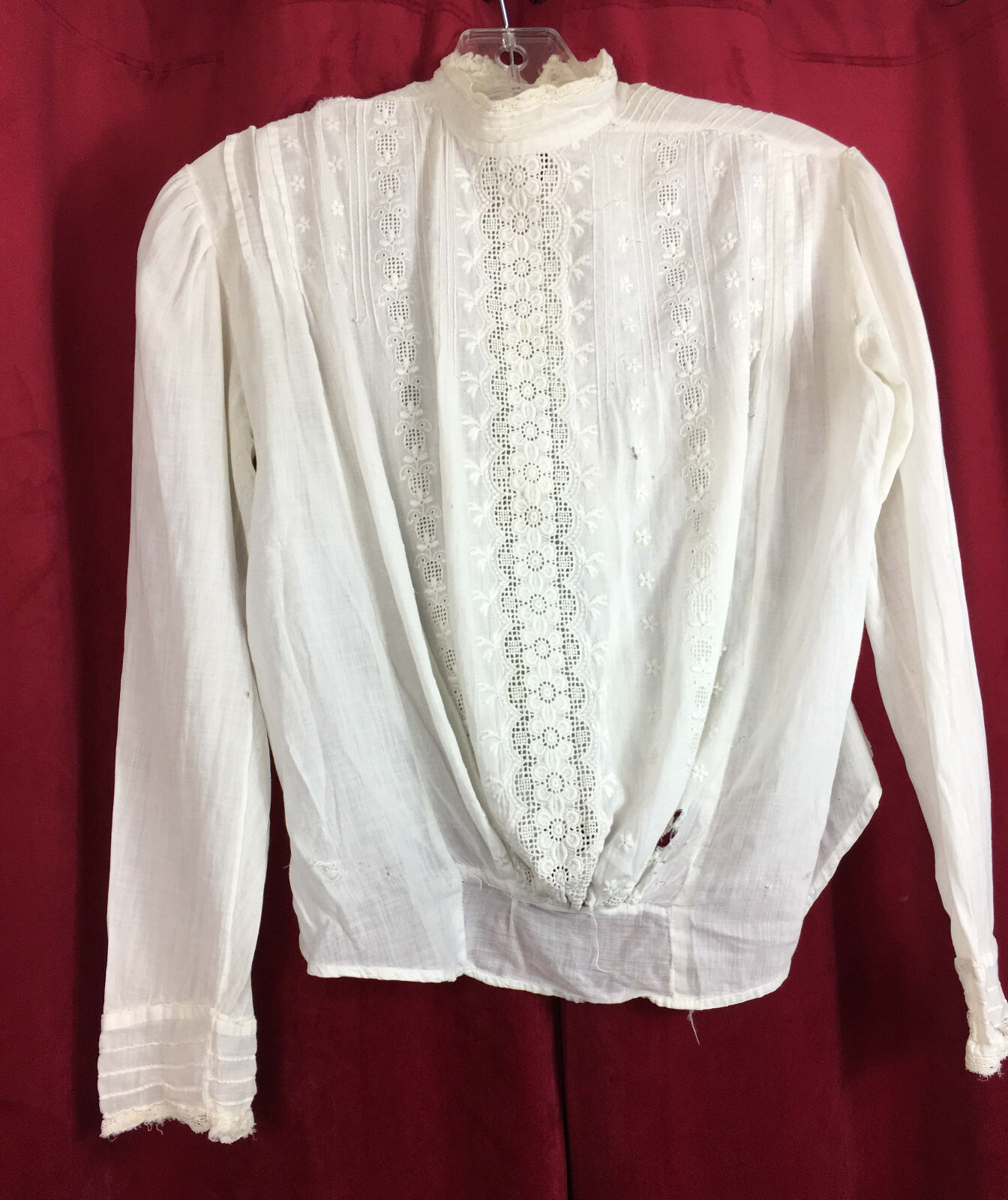 Antique Edwardian Cotton Eyelet High Neck Bodice Fancy Front Pigeon Bust 1900 .
