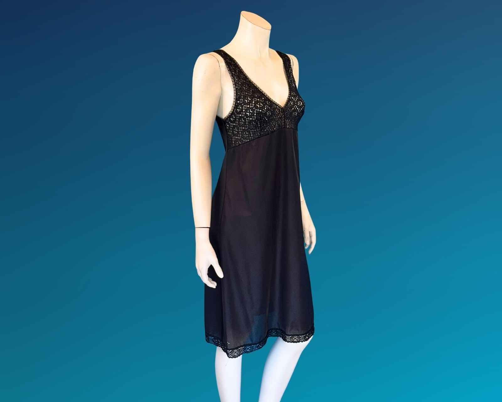 Vintage 60s 70s Black Lace Nylon Full Slip Dress | S M