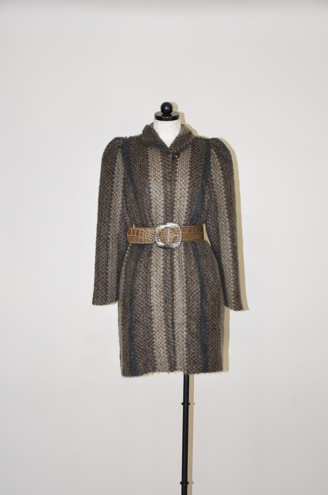 Vintage 80s Gray Wide Stripe Wool Boucle Loop Knit Puff Sleeve Wrap Coat Women M