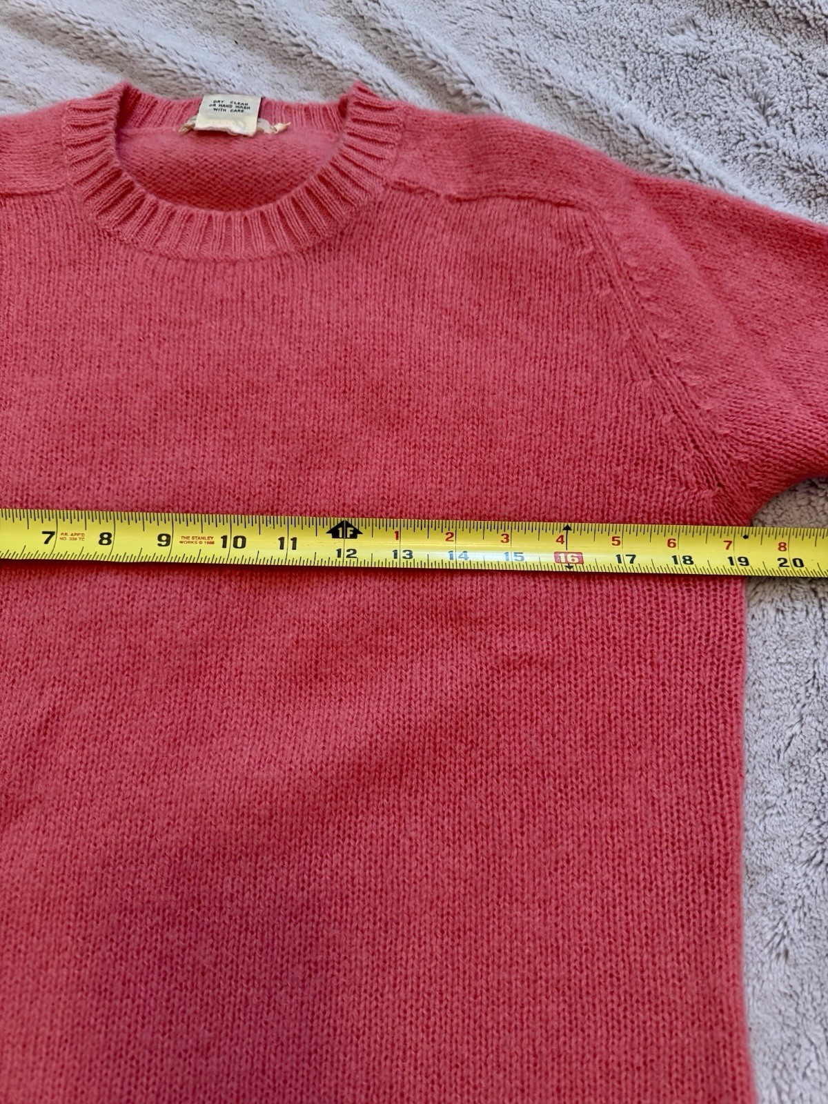 Vintage Hudson’s 100% Wool Sweater Pink Shetland Style Crewneck Hong Kong L