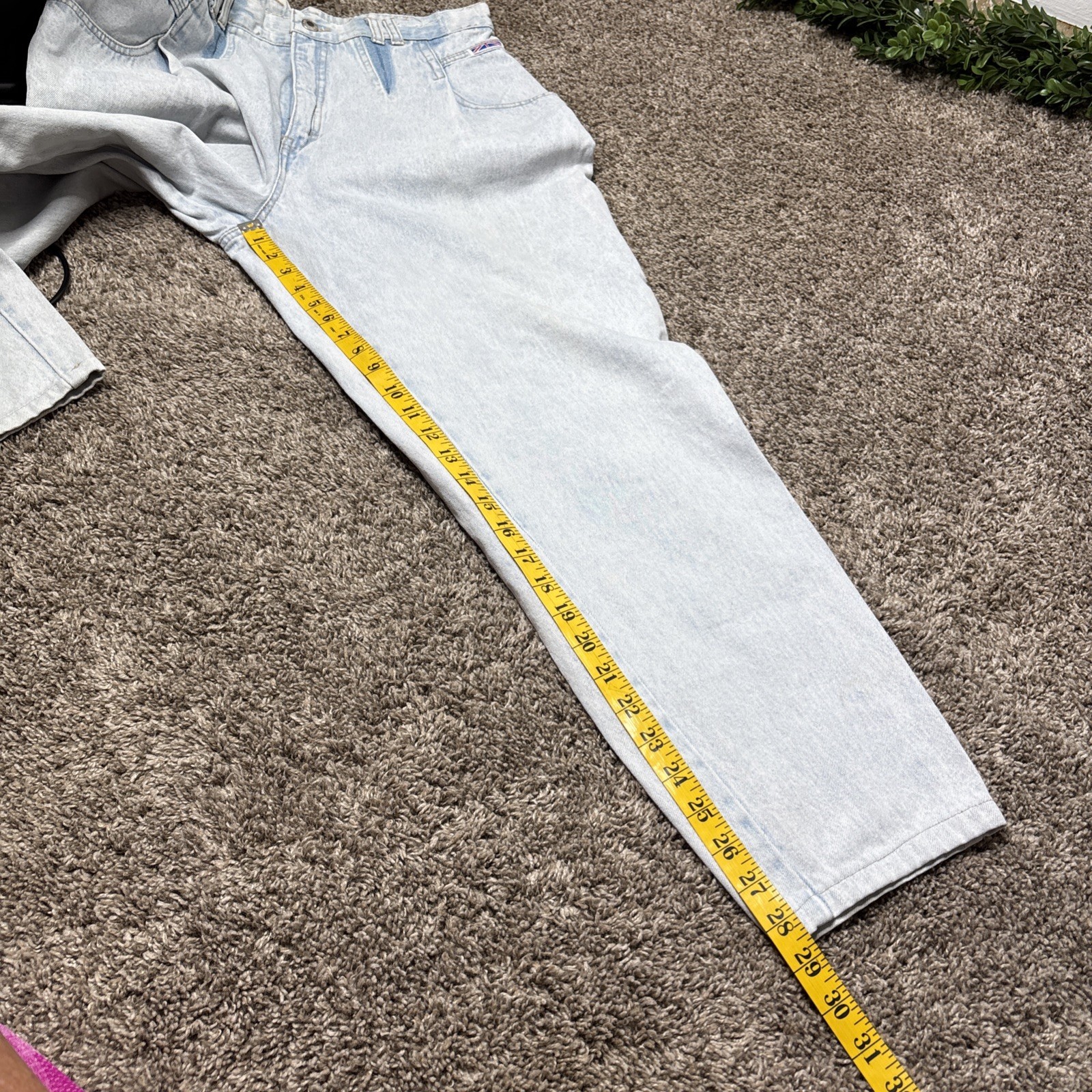 Vintage Brittania Jeans high-waisted pleated tapered leg Acid Wash Sz 32×28.5