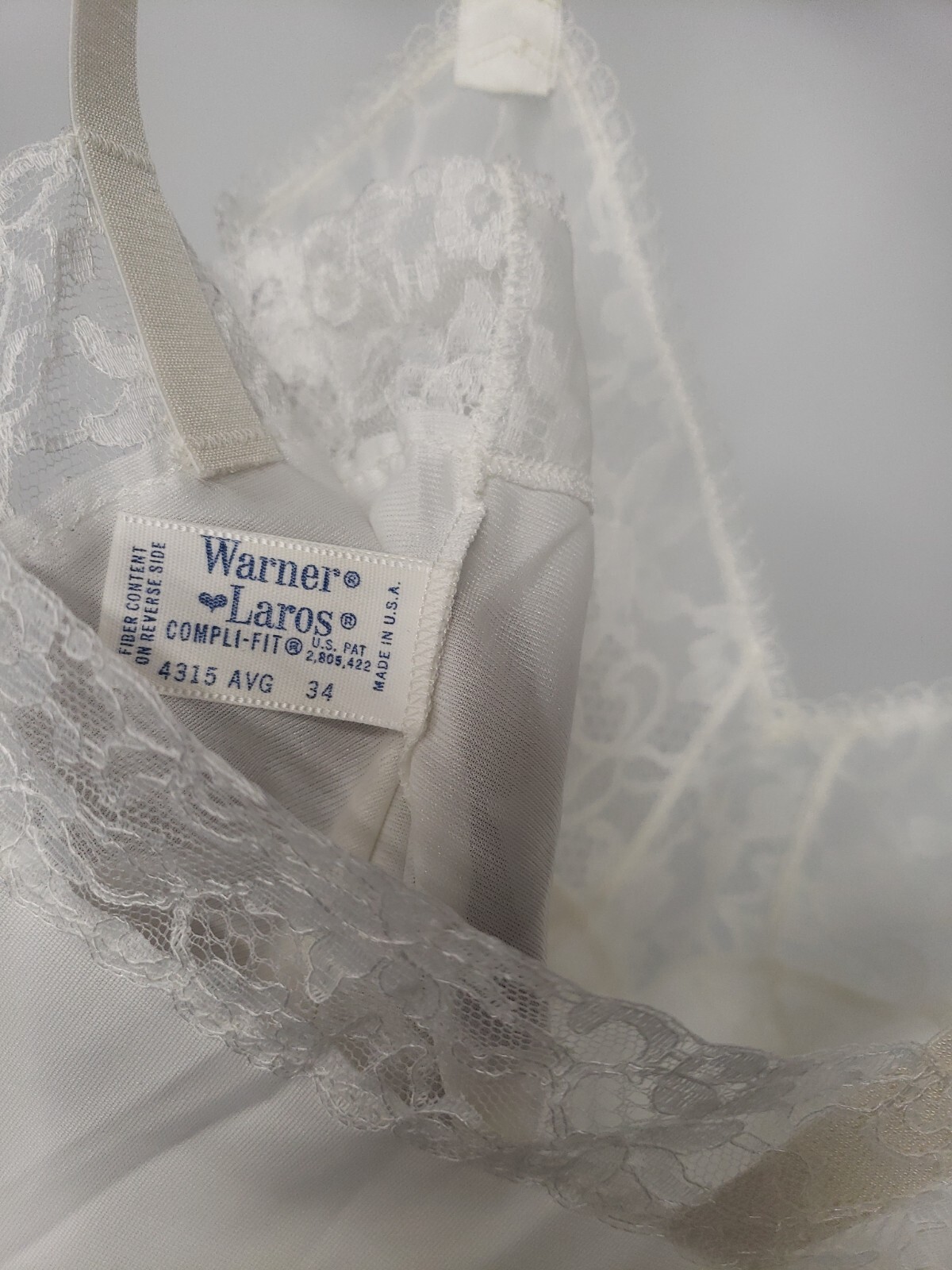 Warner’s Laros Sleepwear Size 34 White Vintage