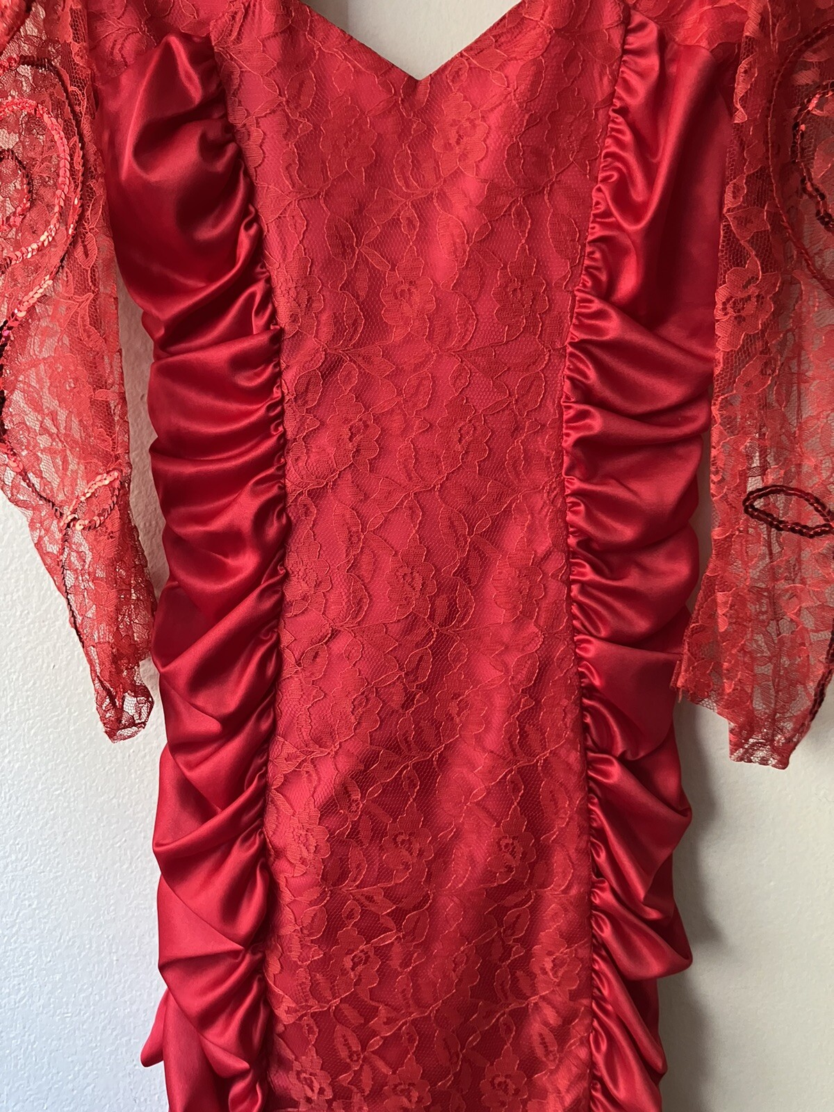 Vintage ’80s Mayvens Bright Red Prom Party Lace Sleeves Satin Ruching XS