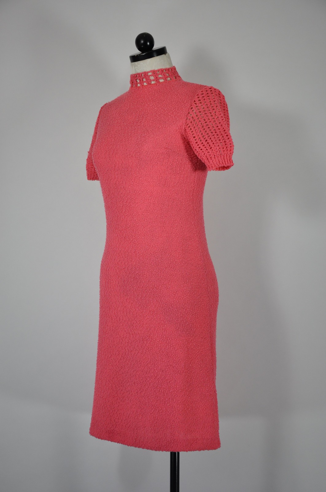 60s Vintage Salmon Pink Cotton Boucle Knit Short Sleeve Sweater Dress Women XS S