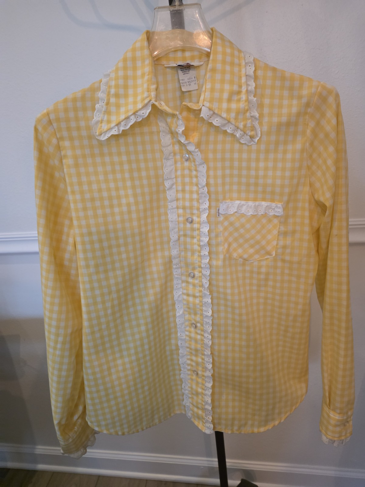 Flawless Vintage 1975 Levi’s „Transitional” Big E Orange Tab Blouse