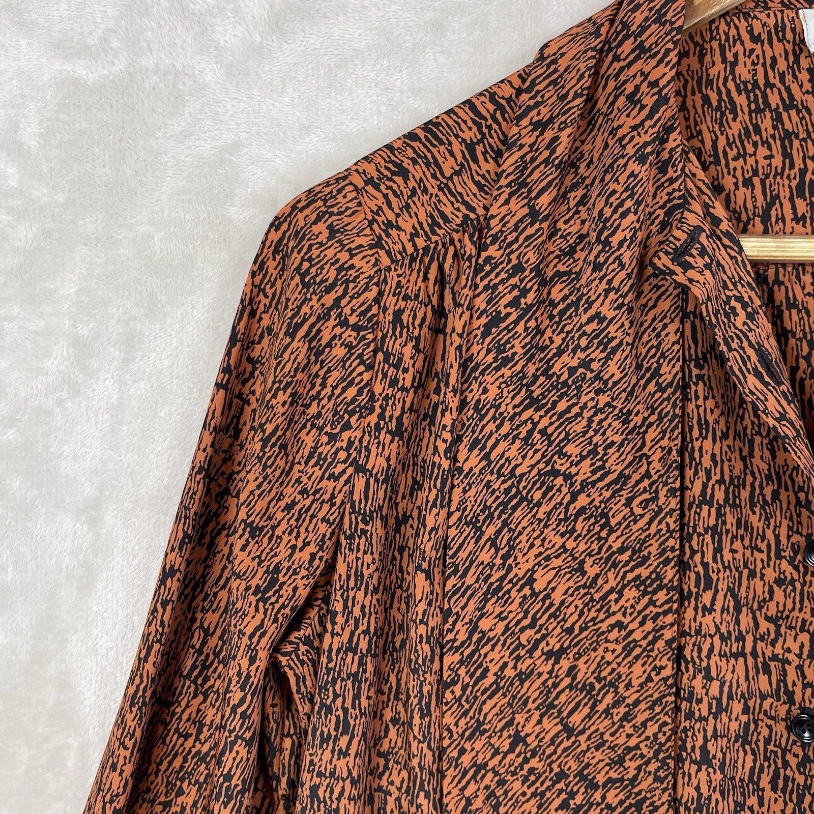Vintage Bleyle 70s Secretary Blouse Pussybow Bark Print USA Made 6 Office Siren