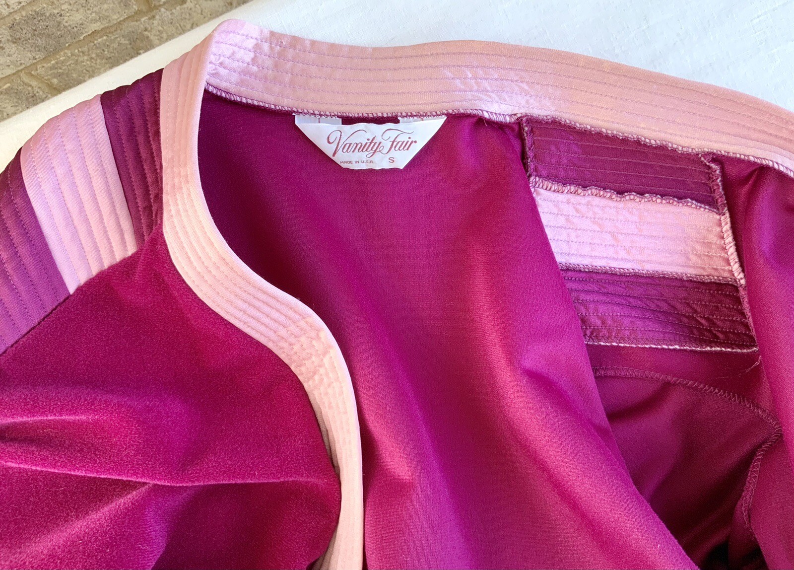 VANITY FAIR LONG FLEECE ROBE HOUSE COAT SZ 12 Fuscia Plum Side Pockets Tie Belt