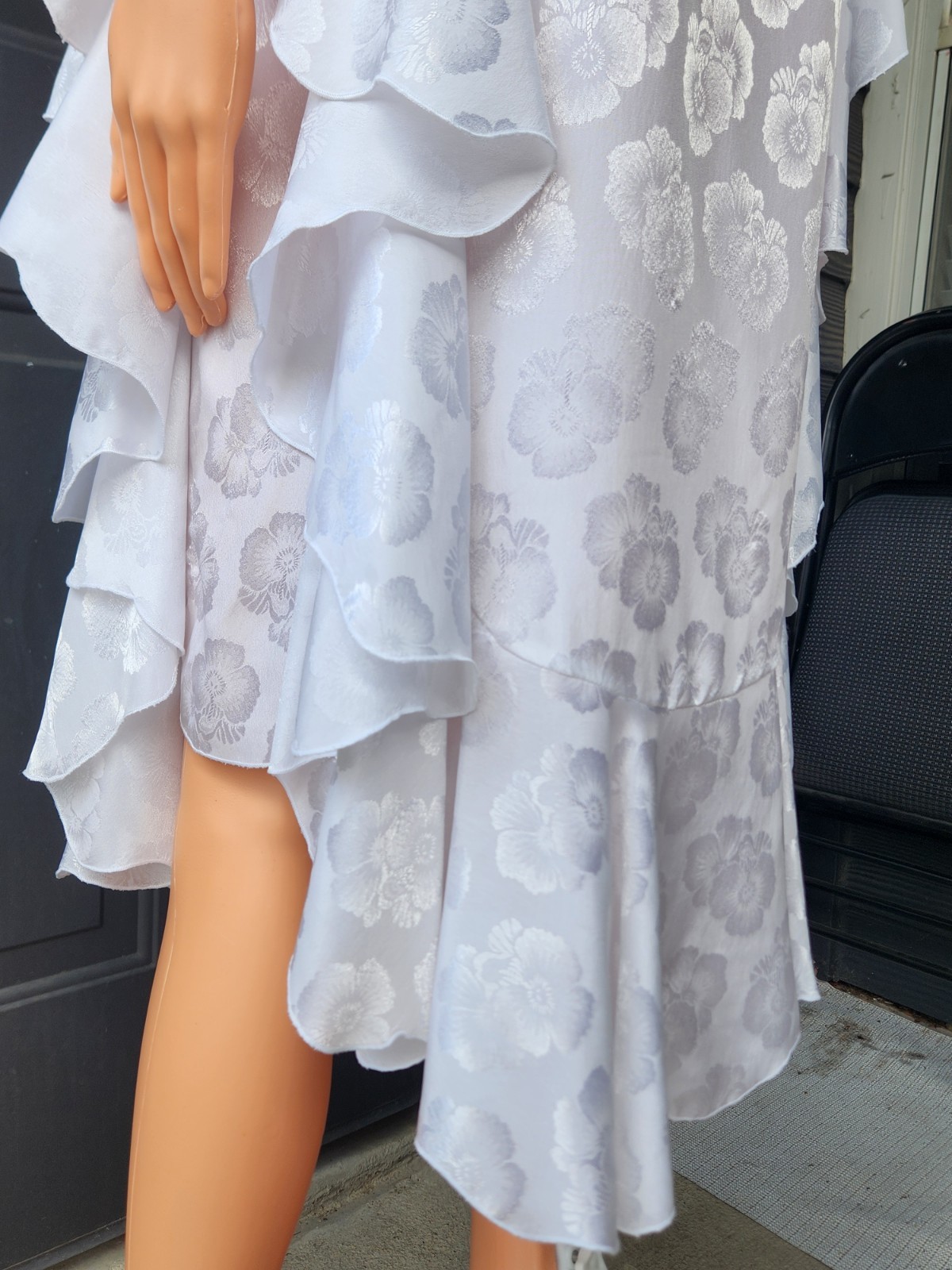 Vintage Miss Ashlee White Floral Jacquard Pattern Ruffle Dress & Scarf Tie Sz 8