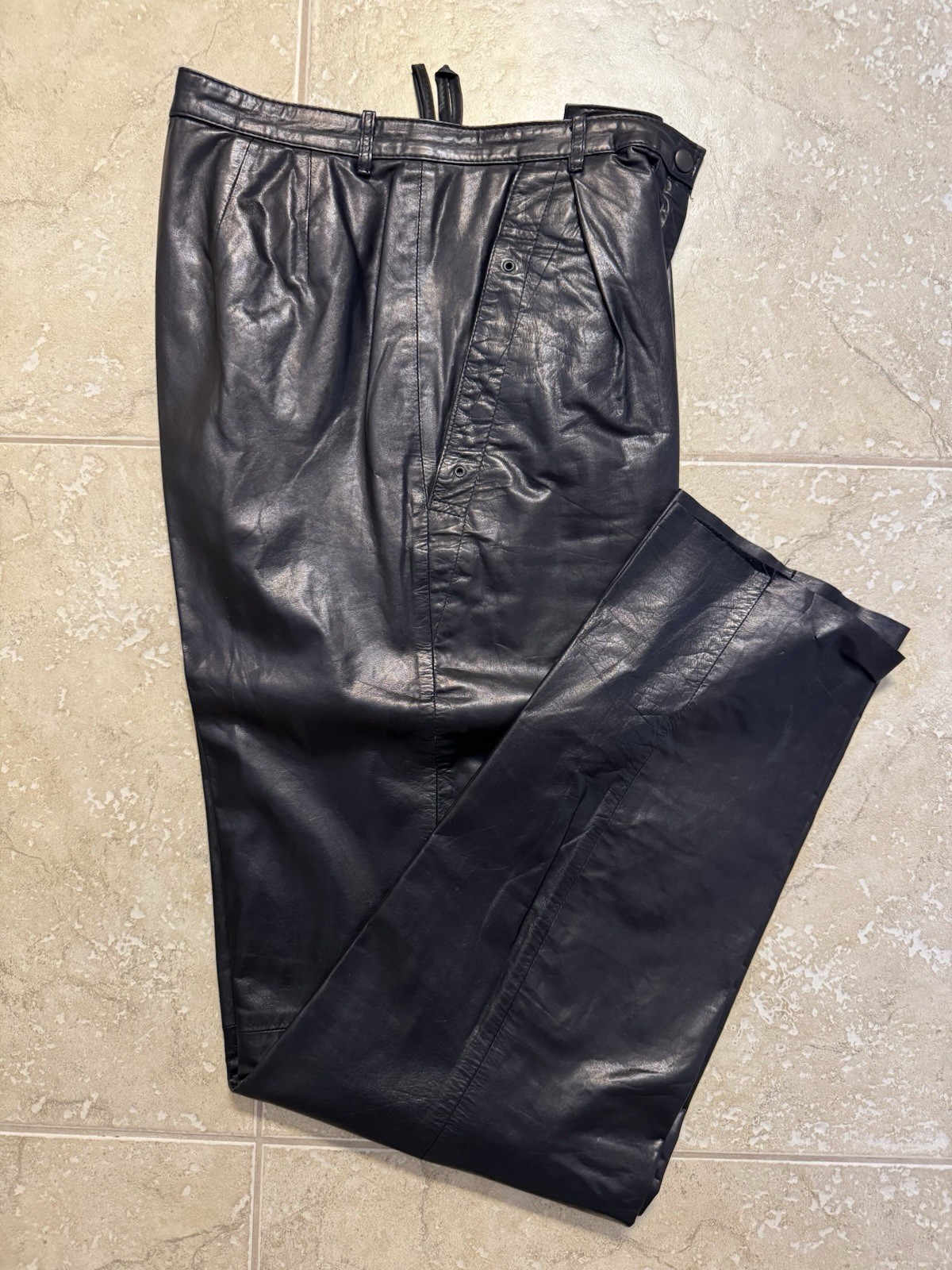 Women’s Vintage 1980’s INTUITIONS Black Leather Jacket & Pants Set Size 10-12