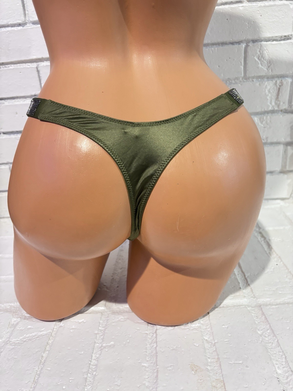 Victoria’s Secret Very Sexy V-String Thong Panty Green VS Logo Bling Size L