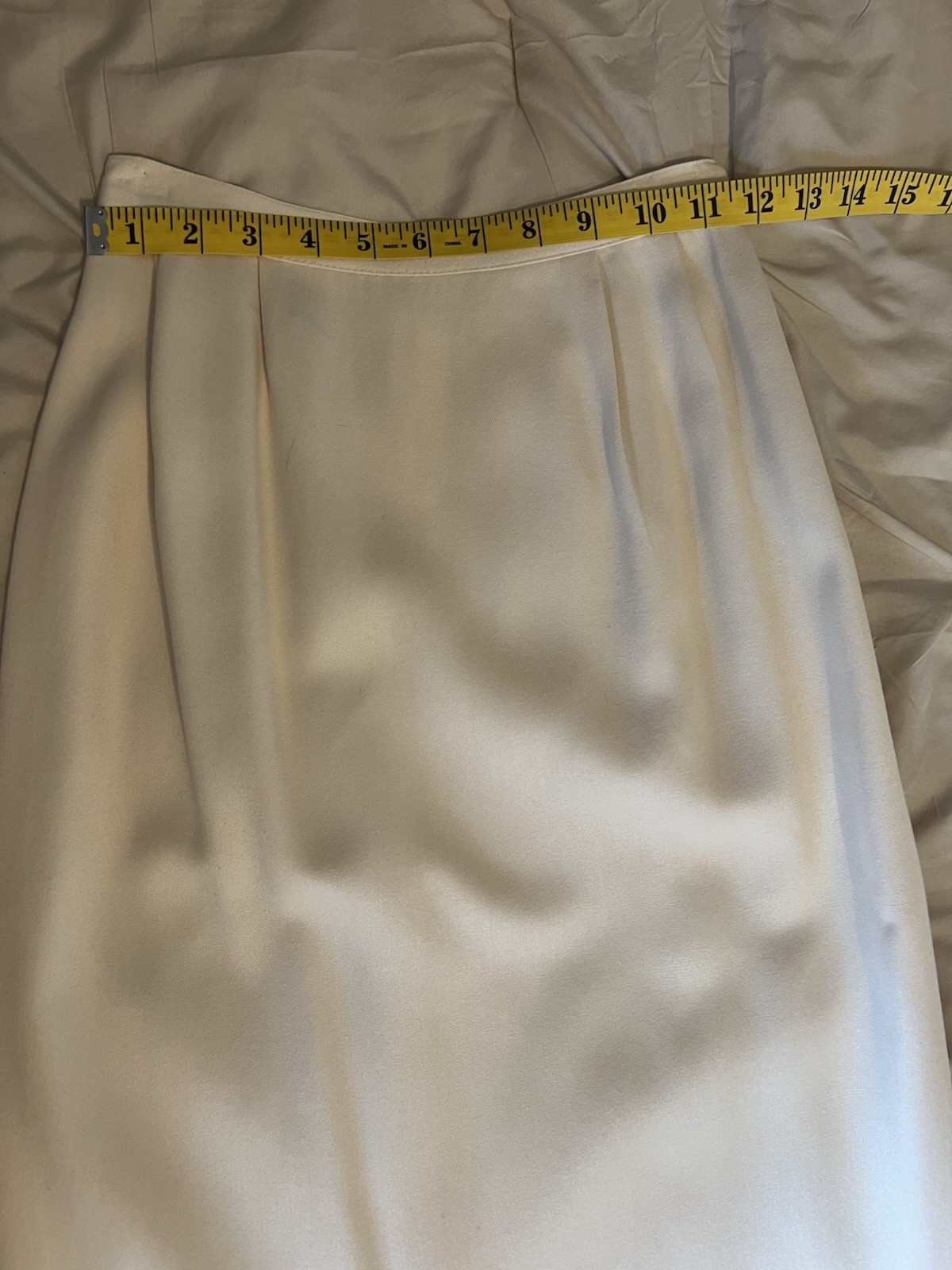 Lovely St. Gillian Rayon /Wool Off-White Skirt & Long Sleeve Top Set Size 4