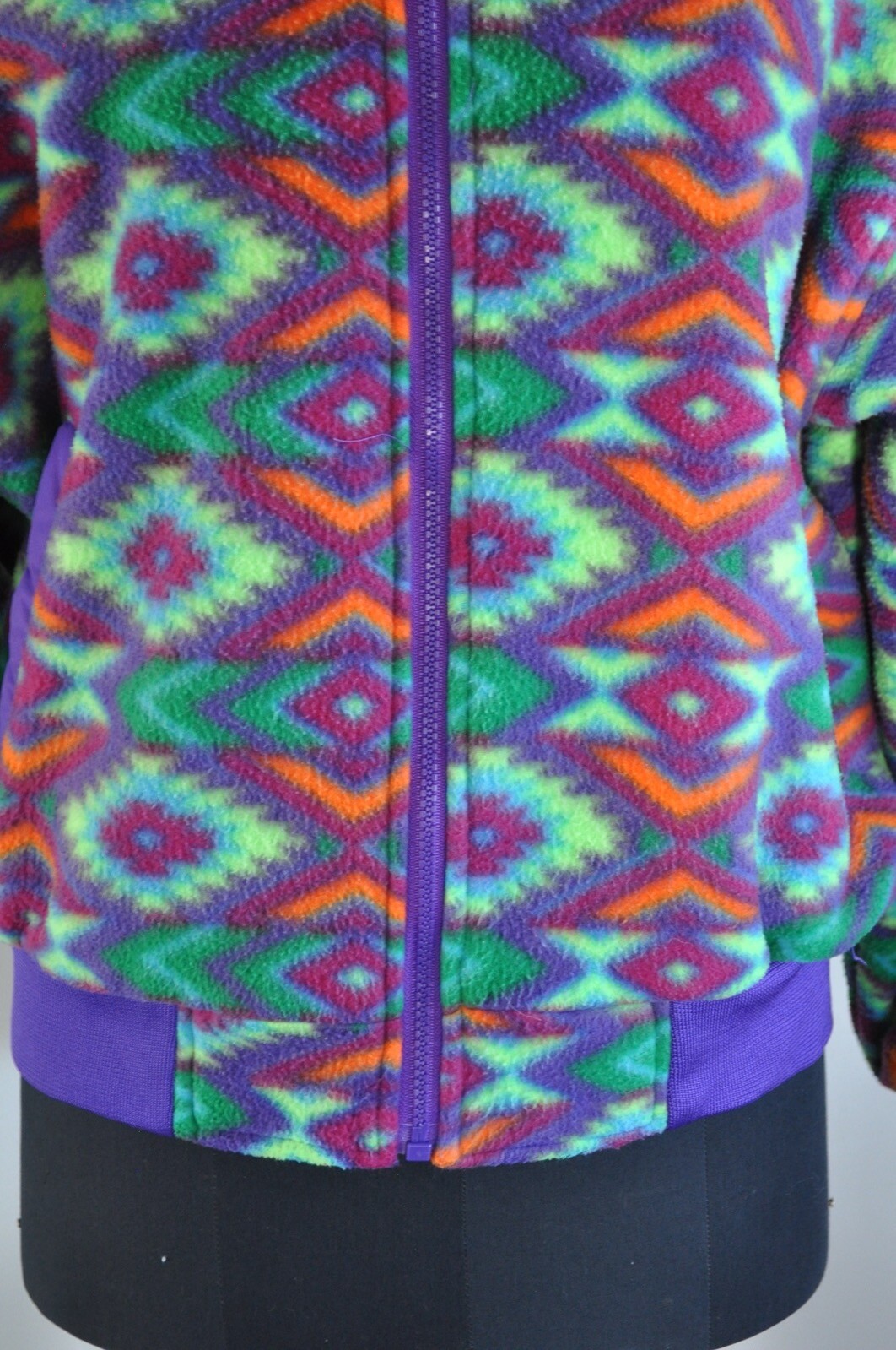 Vintage Izzi Sport Team 1980’s Ski Jacket with Fleece Size Small Retro