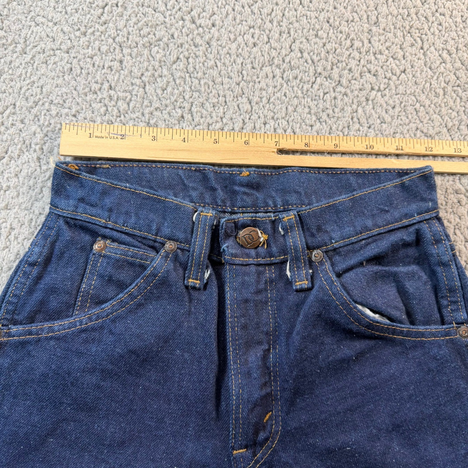 Vintage Dee Cee Brand Western Jeans Womens 24×31 Straight Leg Dark Denim USA