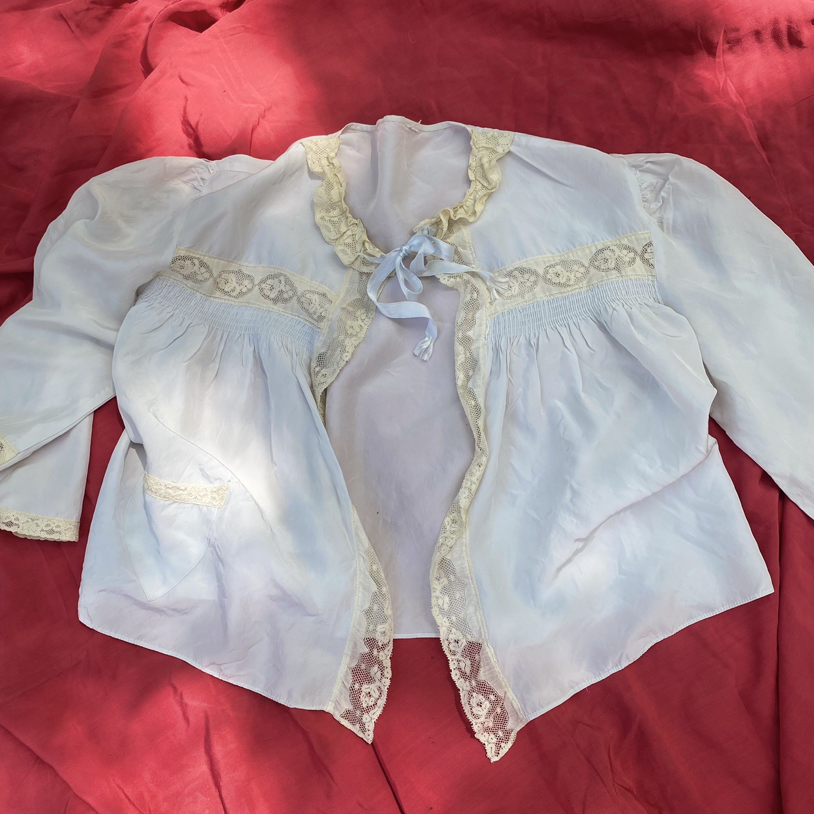 Vintage 1930s 1940s Baby Blue Lace Trim Rayon Bed Jacket One Size