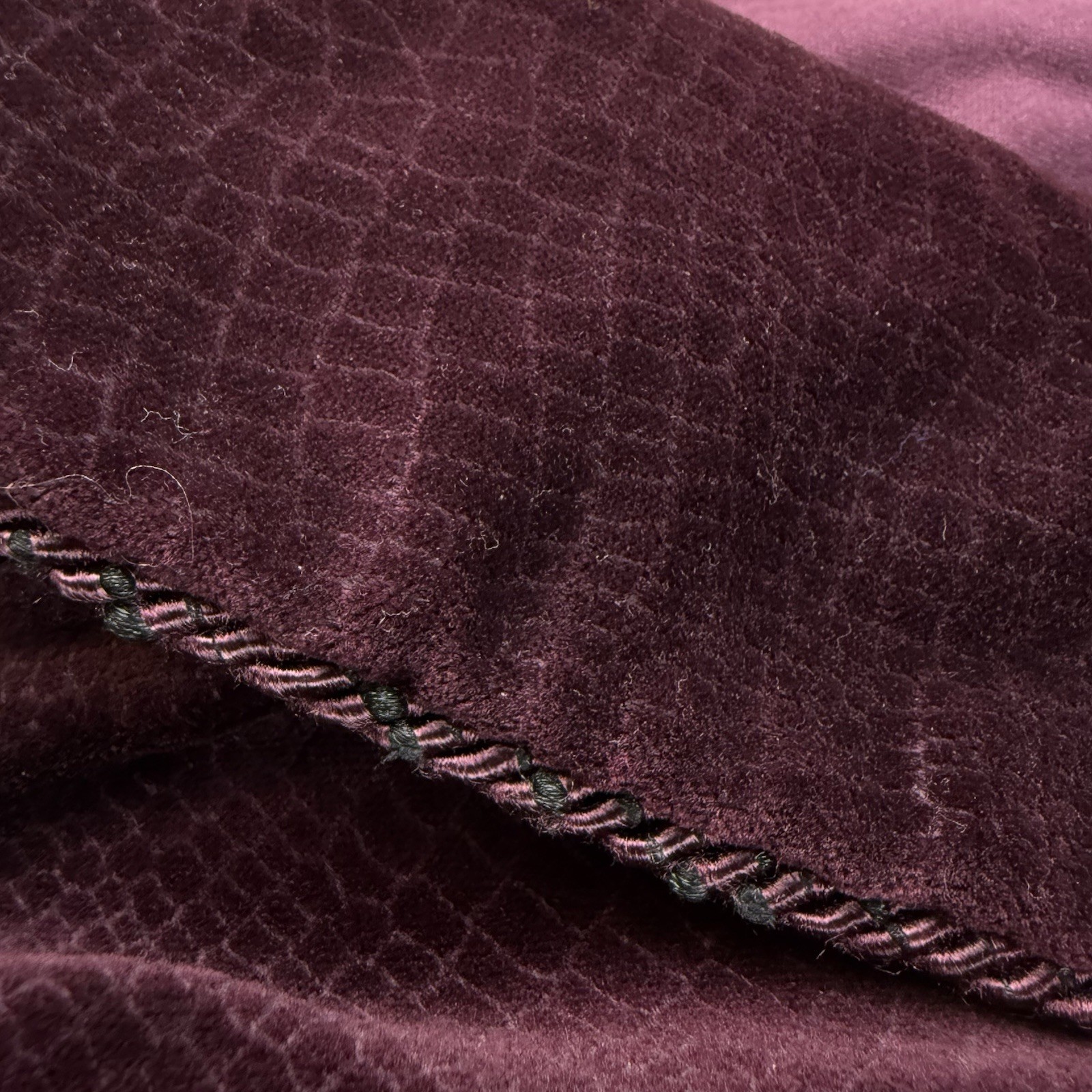 Diamond Tea Velvet Velour Robe Sz Medium Women’s Burgundy Corded Trim Long VTG