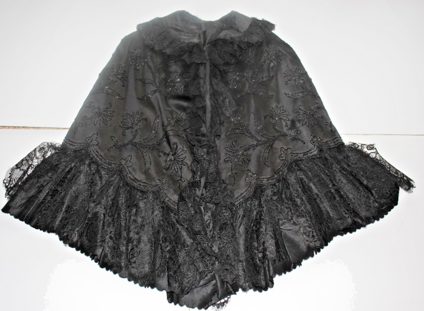 Antique Edwardian Victorian Black Mourning Cape Exquisite Design Lace Beads