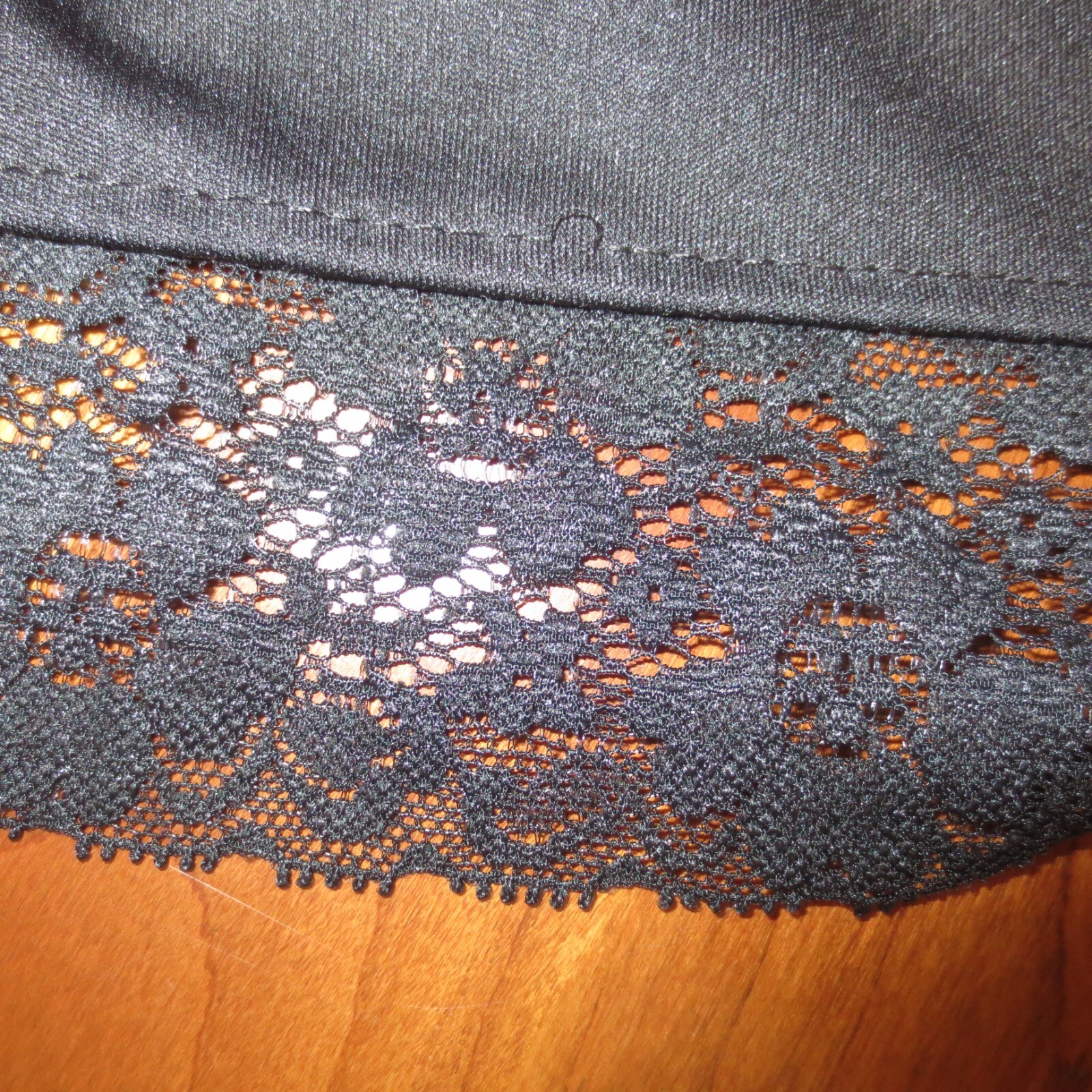 GOLD COAST BLACK stretch poly nylon half slip spin slip LINGERIE sz M