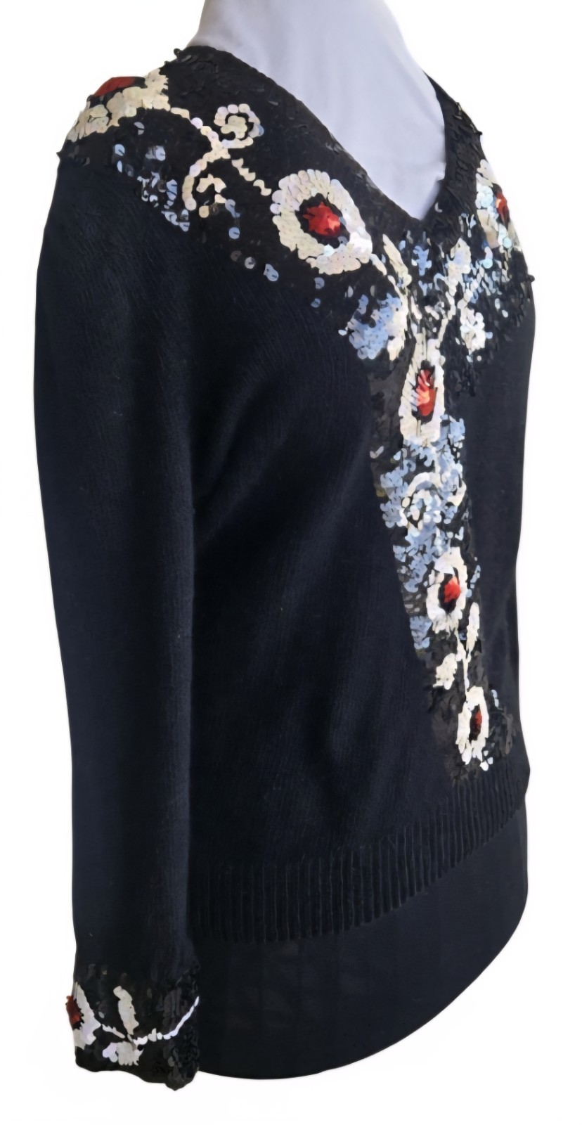 1980s LE CHOIS Black Sweater With Black Silver & Red Rose Sequins Sz Medium