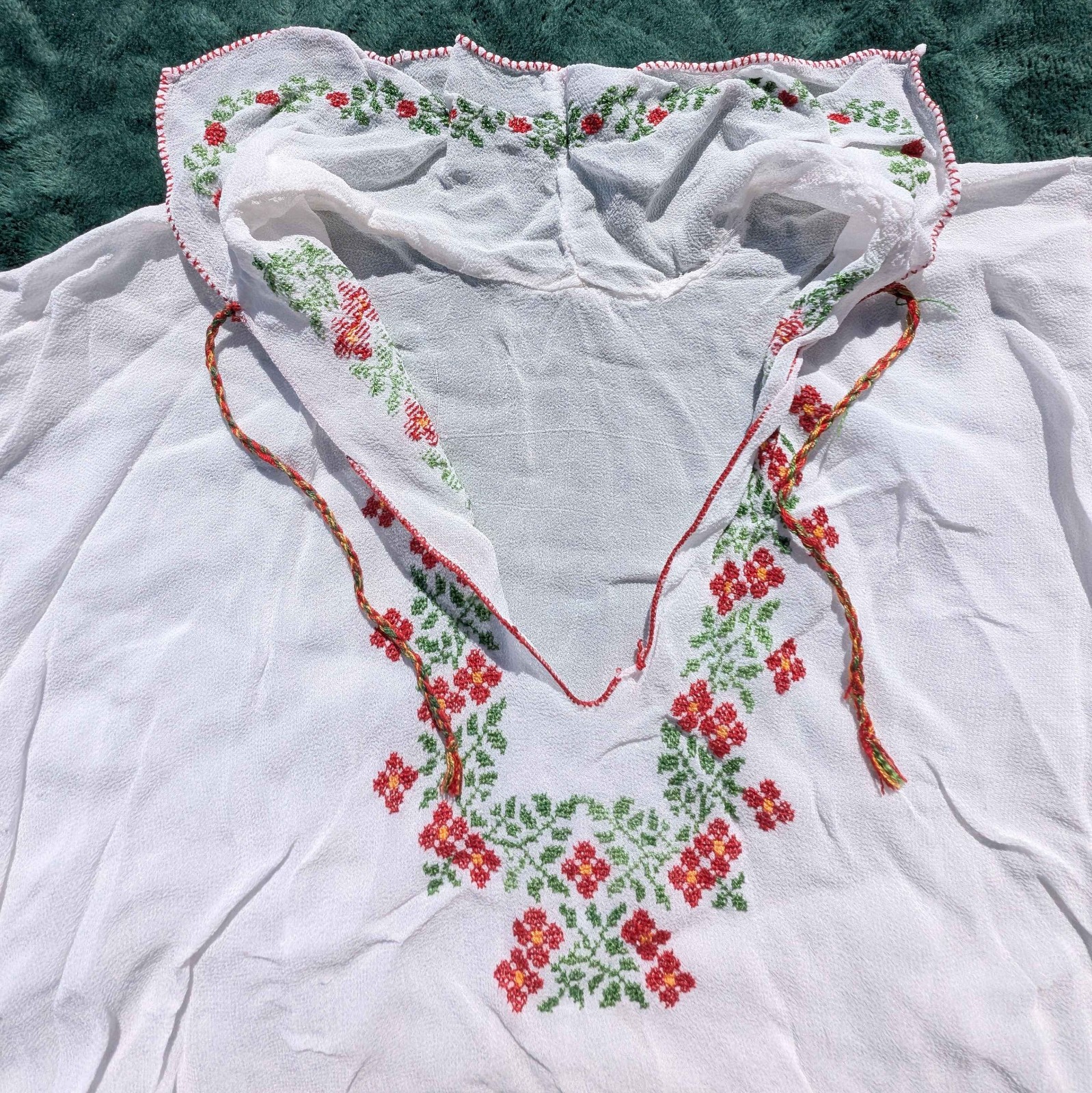 Vintage 70s Hippie Boho Sheer White Cross Stitch Floral Embroidered Tunic Top