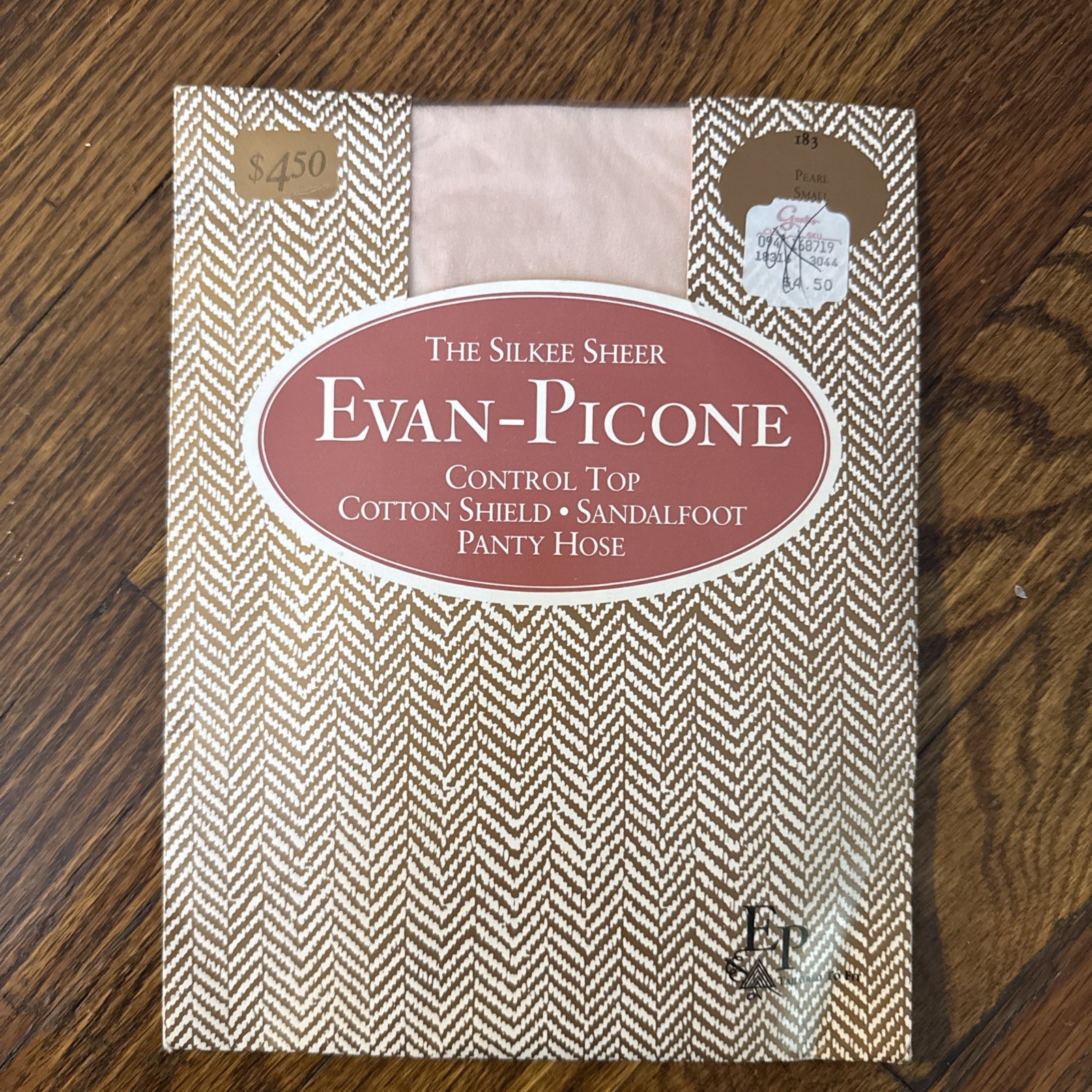 Evan Picone Silkee Sheer Pantyhose Pearl Nude Cotton Shield Sandalfoot S 1990s