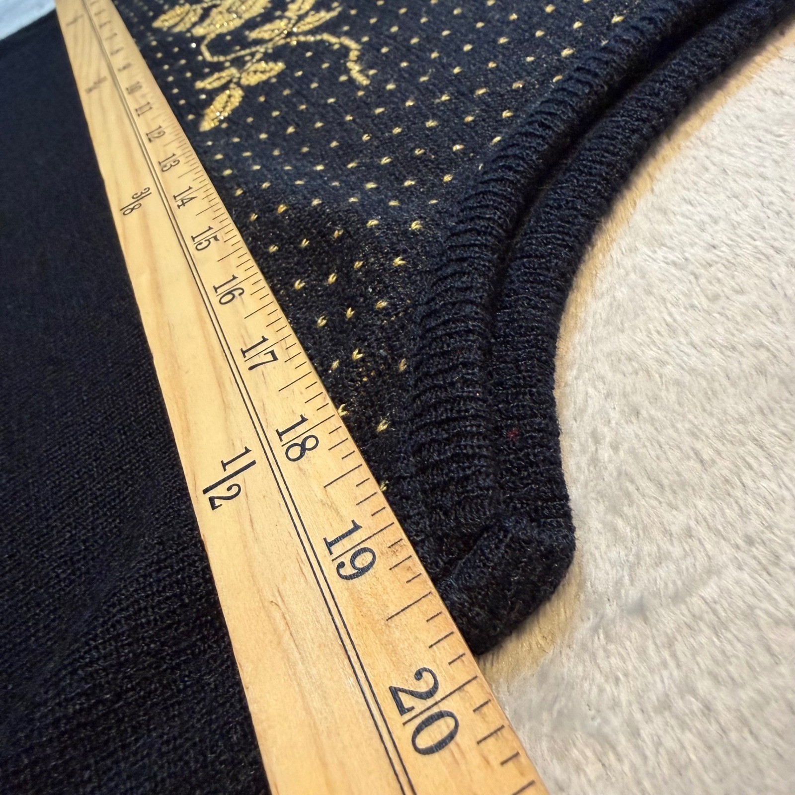 Vintage Black Gold Rose Floral Knit Tank Top Sweater Vest Sleeveless 90s Retro