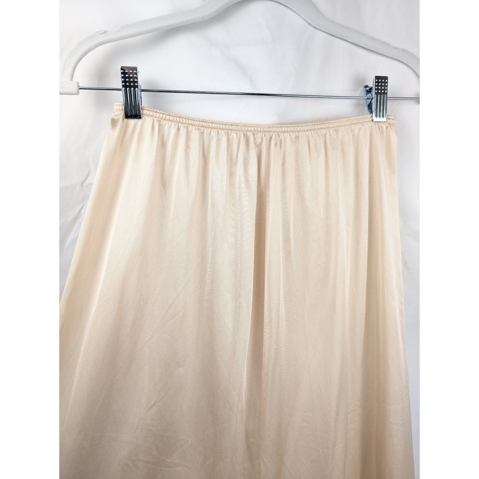 Vintage Warners Perfect Measure Lace Trim Half Slip 29″ Skirt Size L Tan 55300