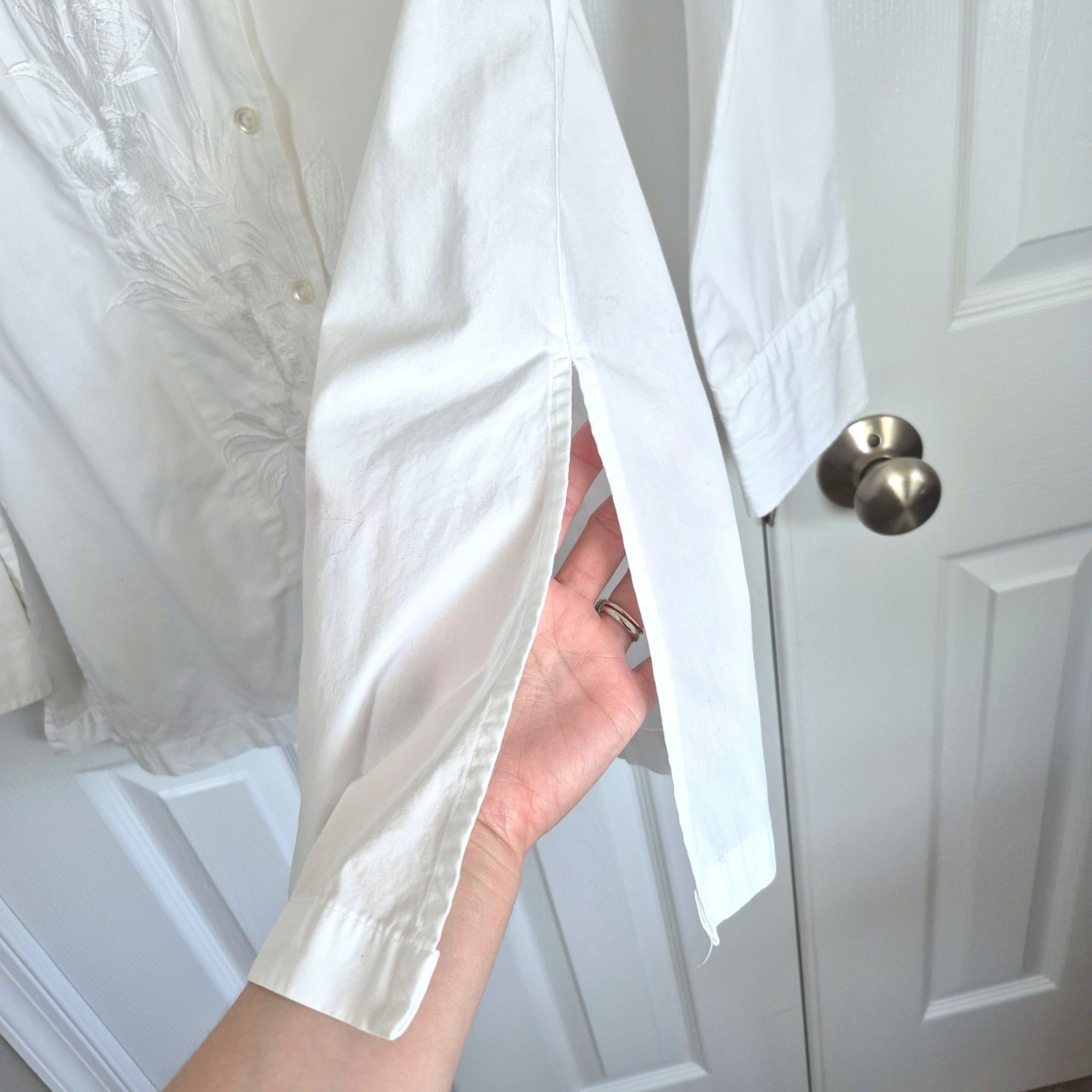 Vintage Puli white button down shirt floral embroidery women’s 12
