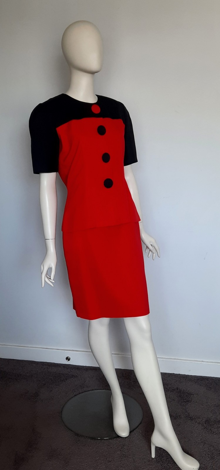 Cue Vintage Skirt Suit Womens 10 Red & Black Short Sleeve 2 Piece 1980’s