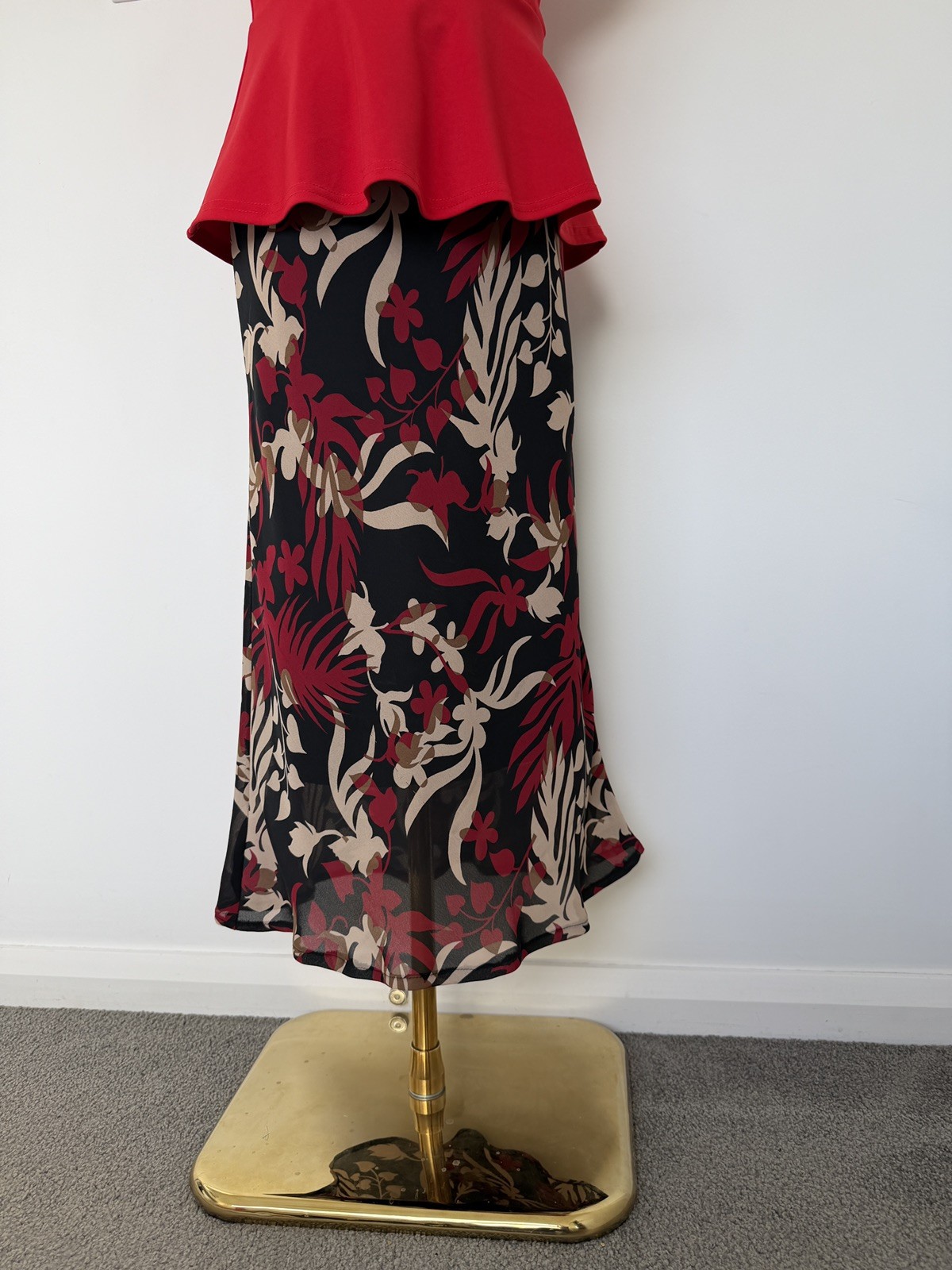 Suzanne Grae Brown Black Red Floral Vintage Office Party Casual Skirt Size 8