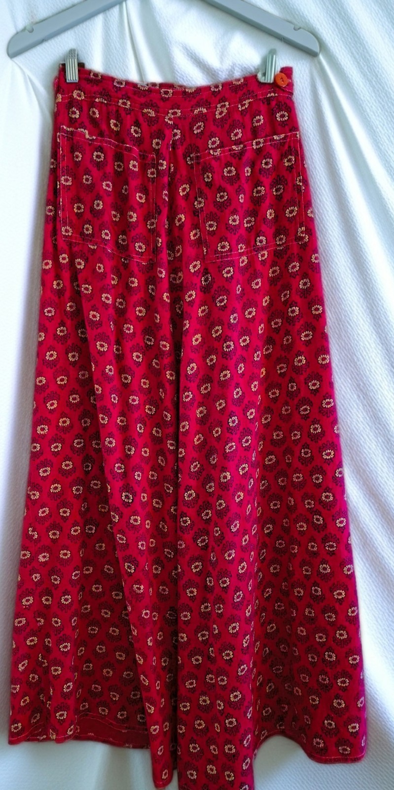1970s India Imports of Rhode Island Cotton Floral Block Print Maxi Wrap Skirt XS