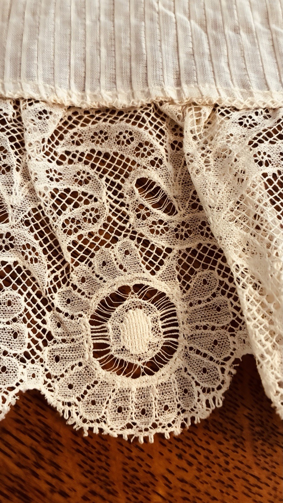 Edwardian White Cotton Petticoat Spider Medallion Brussels Lace Eyelet Ladders