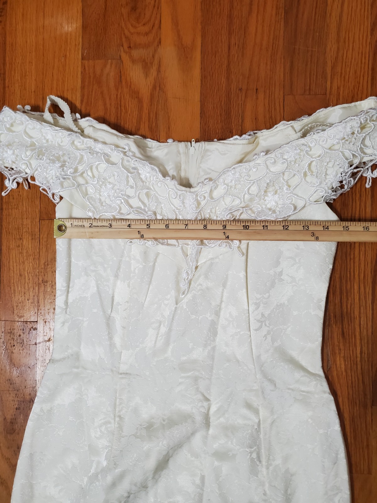 Vintage Roberta Ivory Beaded And Lace Fitted Wedding Formal Dress Size 9/10