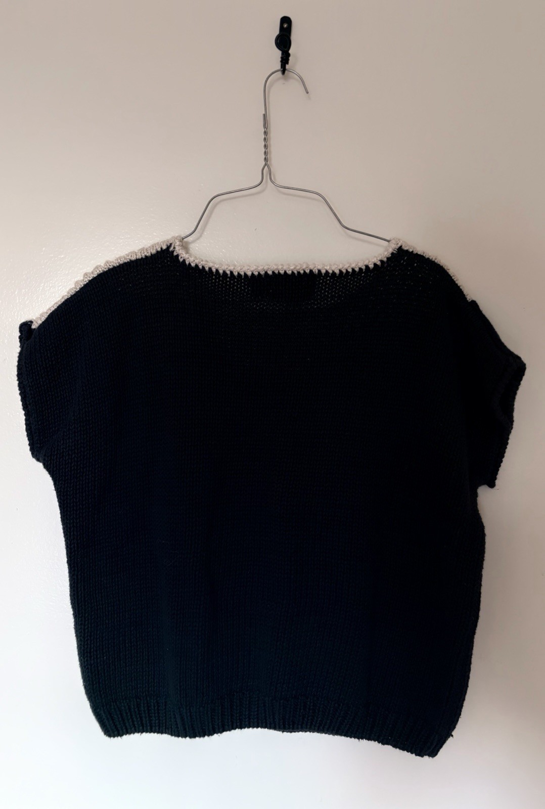 Vintage 90s Laurel Grove Short Sleeve Sweater M Black Cream Crochet Cropped Knit