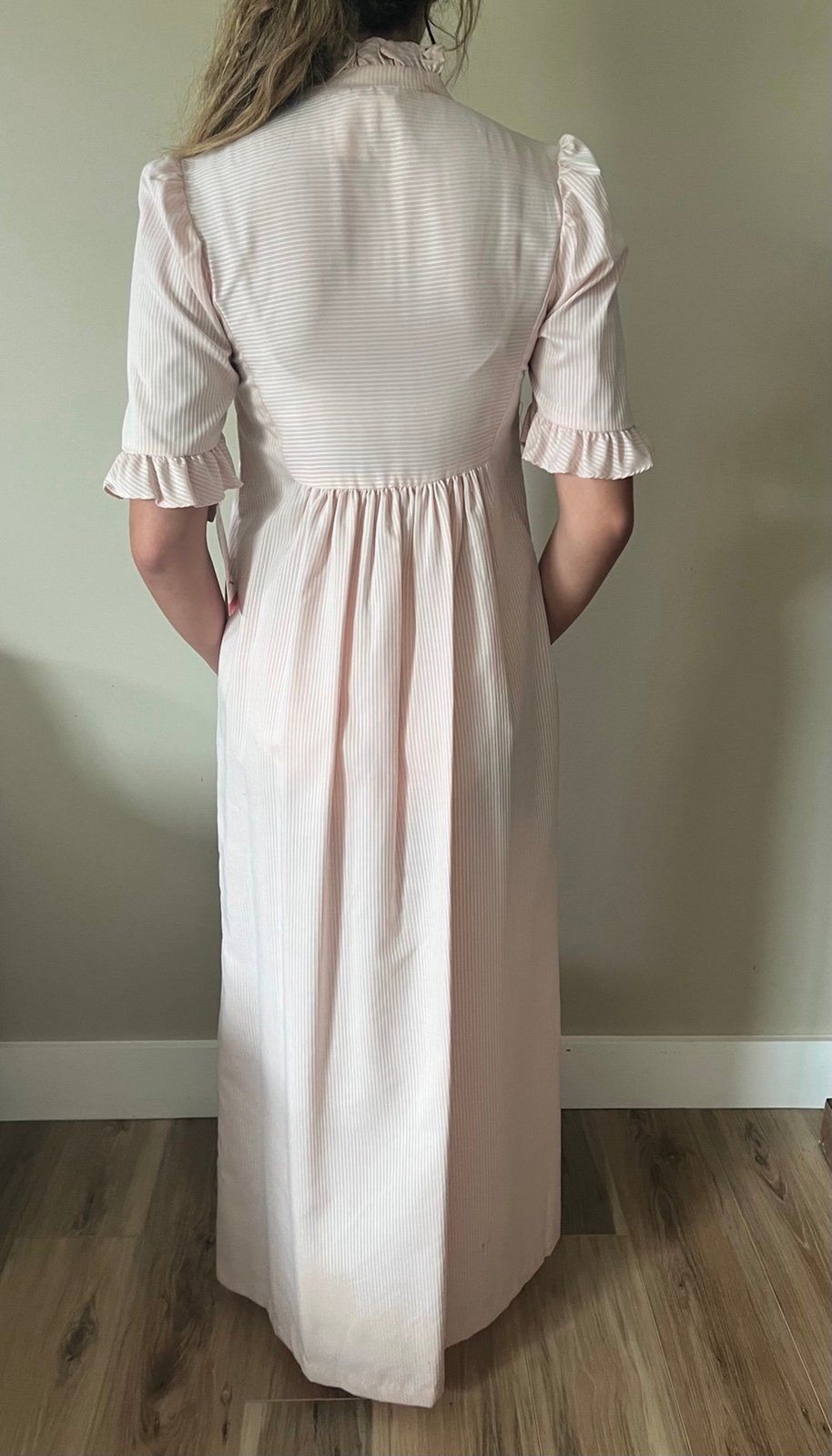 BNWT 1950s Vintage Womens Pink Striped Seersucker Long Nightgown by Louisa