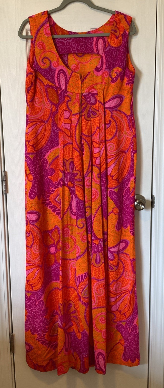 Vintage JC Penneys Hawaii Vibrant Floral Maxi Dress Women’s