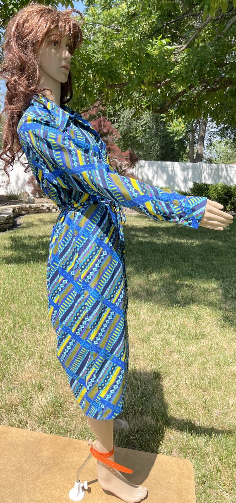 vtg 60s PSYCHEDELIC PRINT dress dagger collar crepe fabric covered buttons Large
