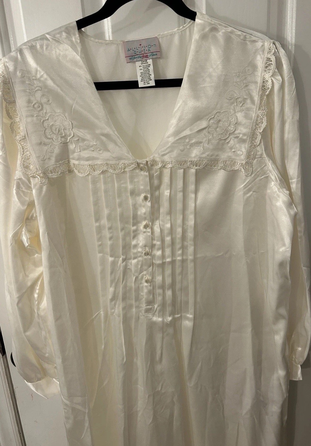 Vintage ALLISON RHEA Women’s Size L Ivory Satin Nightgown, Lace Trim NEW