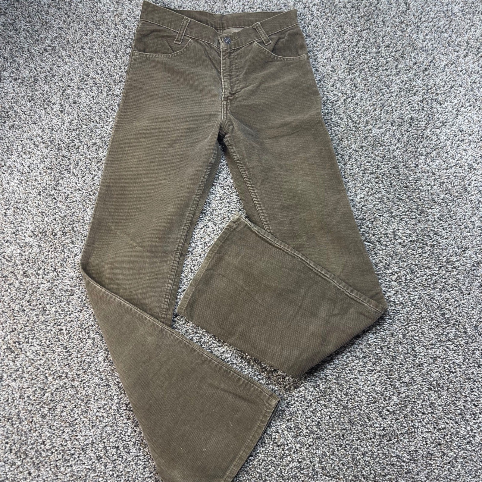 Vintage Levis 746 Women 26×31 Corduroy Pants Brown Flare Leg White Tab High Rise