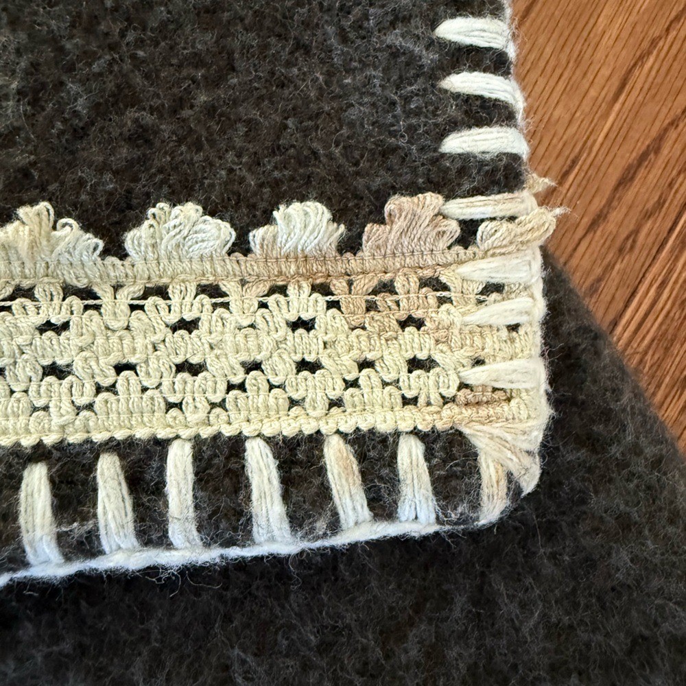 Vintage Handmade Peruvian Wool Alpaca Blanket Coat Oversized Tassels Hooded Gray