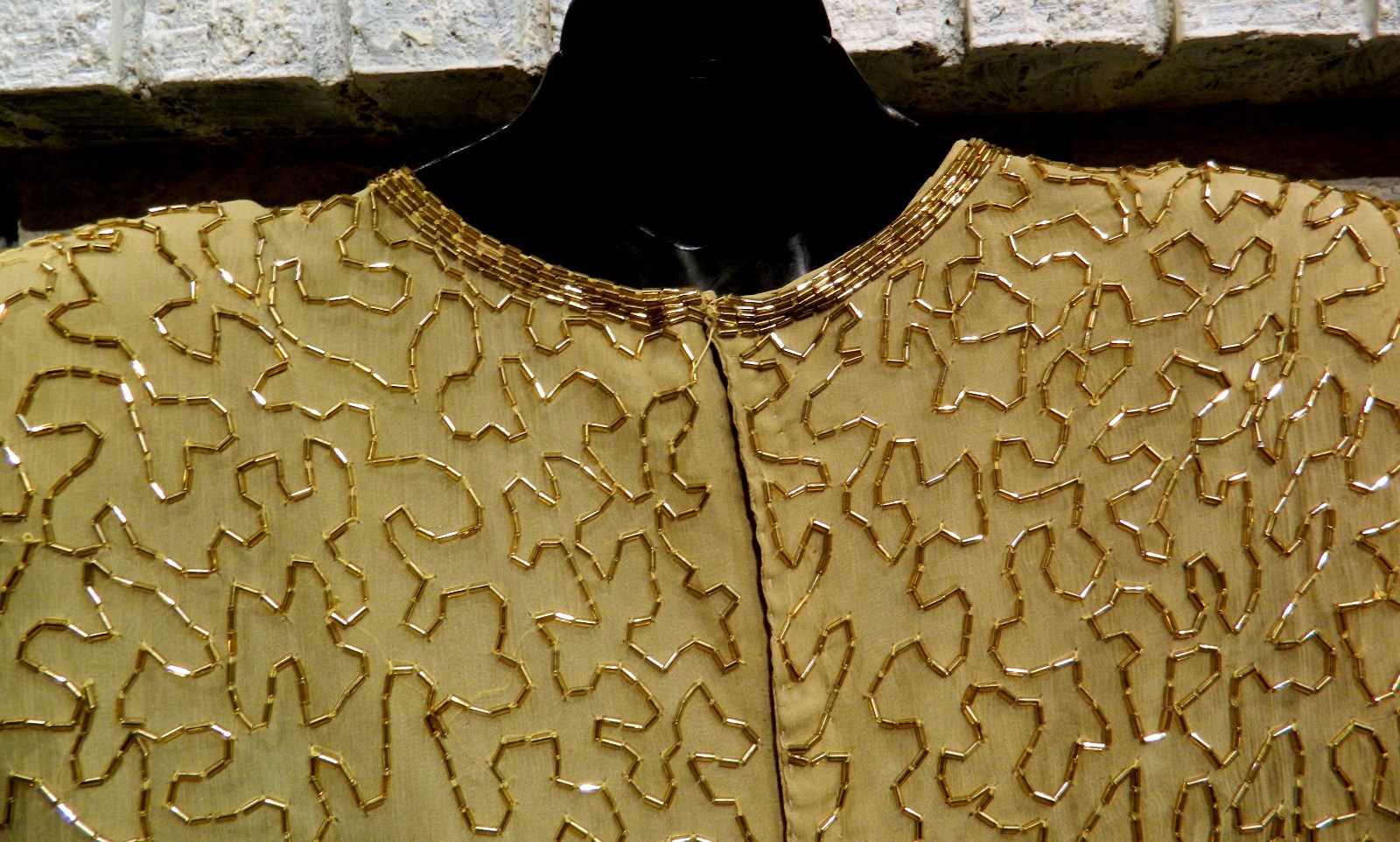 LAURENCE KAZAR VINTAGE DRESS GOLD SILK BEADED SZ Petite Large SHORT SLEEVE
