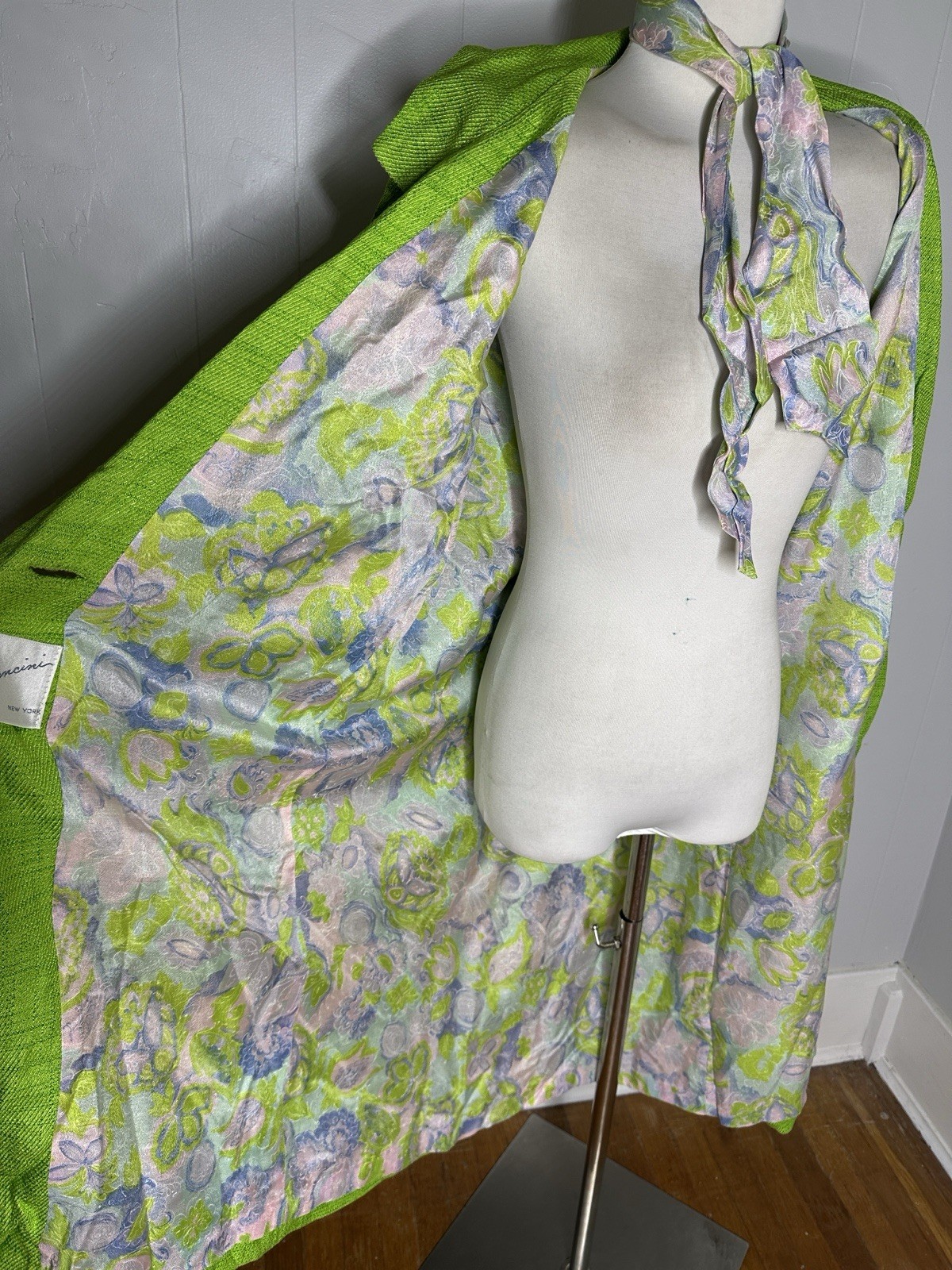 Vintage 60s Lime Overcoat Popping Floral Lining