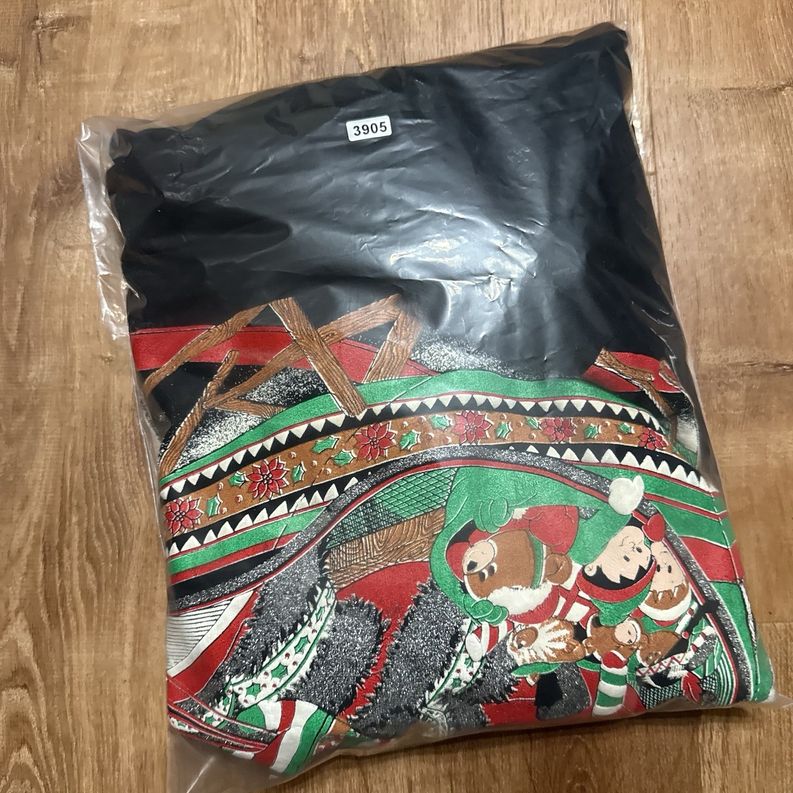 Vintage Large Christmas Pullover Sweater Black FULL Front Santa Claus Graphic