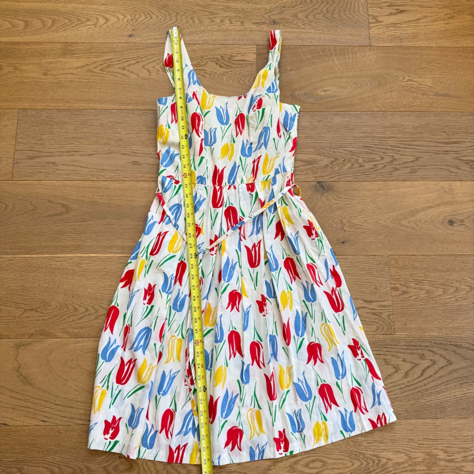 Vintage Dash-About Tulip Floral Sundress White Red Blue Yellow Midi Smocked Back